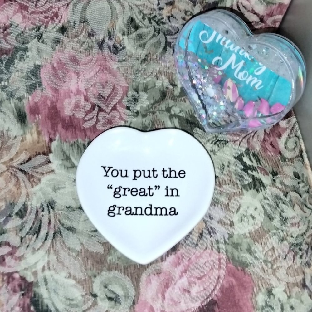 GRANDA & MOM HEARTS